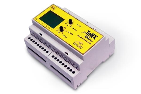 Regulátor μTeRX-05disp je určen pro kombinovaný solární ohřev zásobníku TUV společně s vytápěním bazénu (BAZ).